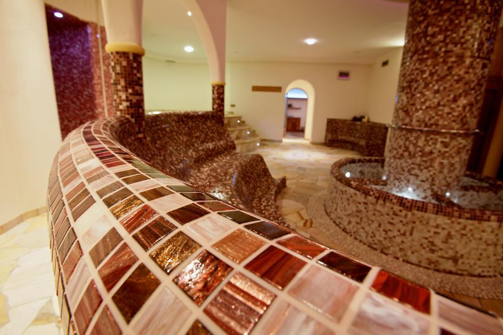 Hotel Meeting ليفينو المظهر الخارجي الصورة
